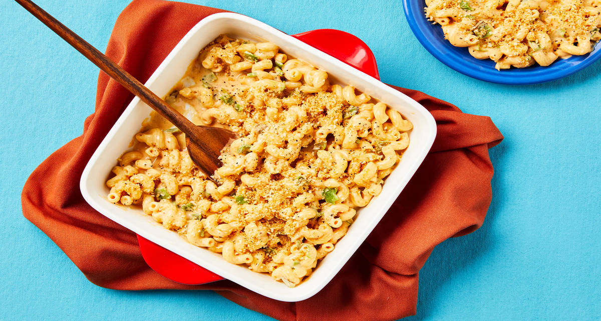 Lone Star Beef & Green Pepper Mac & Cheese with a Crispy Panko Topping
