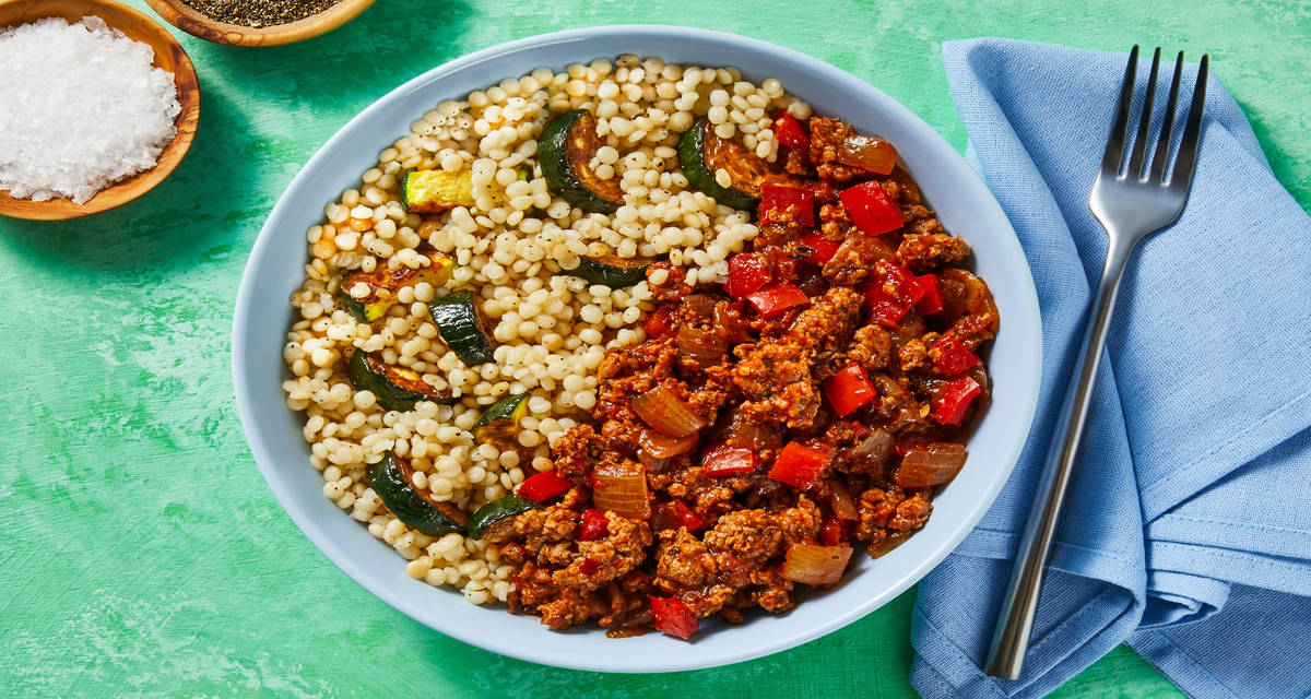 Spicy ’n’ Saucy Turkey & Bell Pepper Bowls with Roasted Zucchini Couscous
