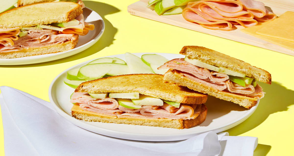 Turkey, Gouda & Apple Sandwiches with Dijonnaise