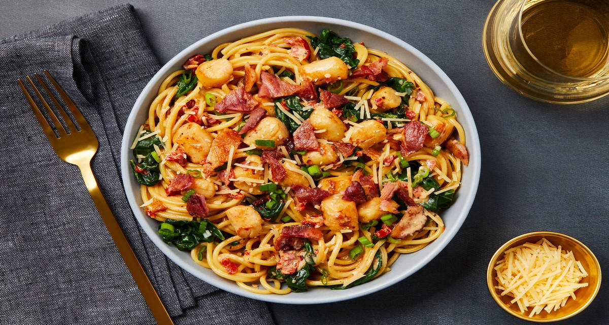Creamy Bacon & Scallop Spaghetti with Sun-Dried Tomatoes, Spinach & Parmesan