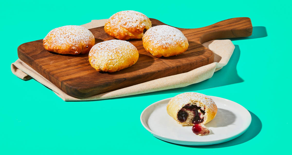 Berry Biscuit Bites Berry satisfying. | 3-4 Servings