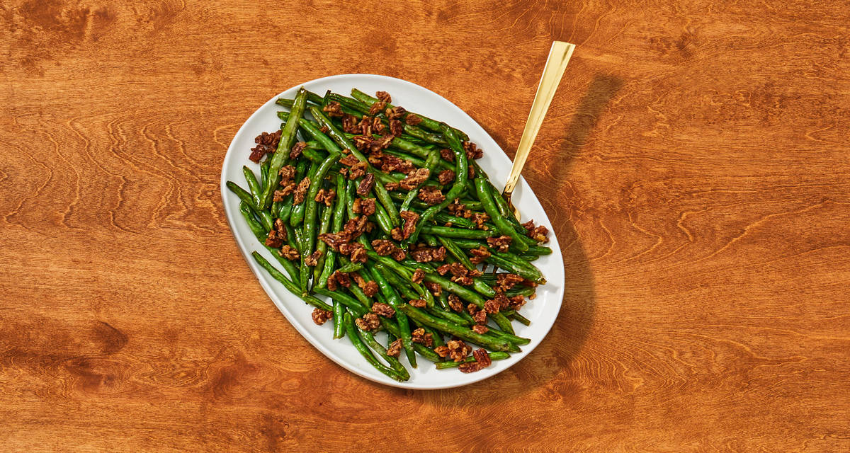 Garlic Green Beans with Candied Pecans