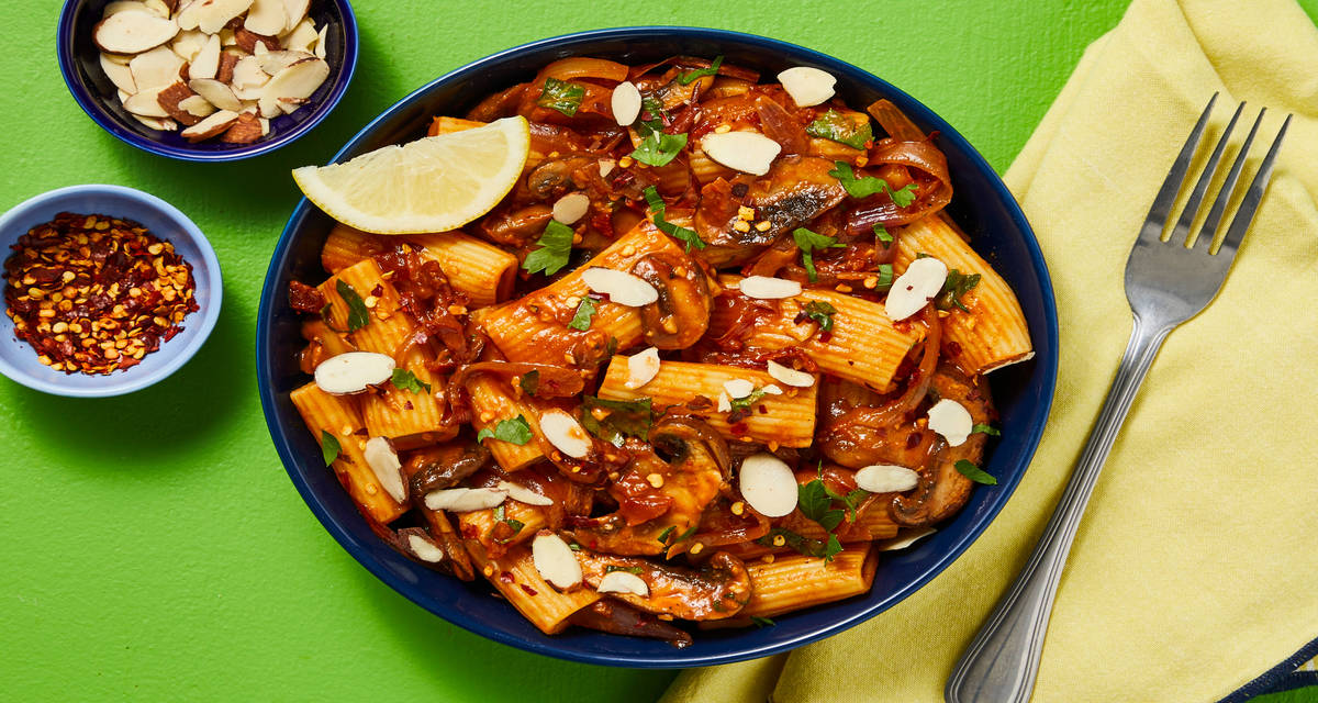 Creamy Chicken & Mushroom Rigatoni with Sun-Dried Tomatoes, Shallot, Almonds & Parsley