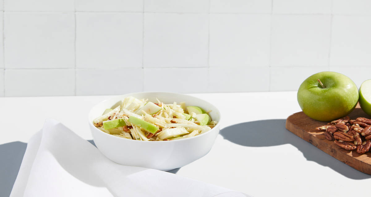 Fennel Apple Salad with Pecans 2-4 Servings | Parmesan, lemon vinaigrette