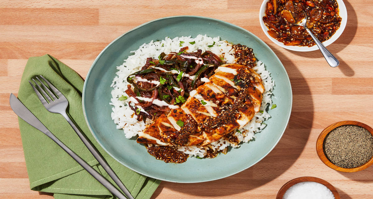 Salsa Macha Chicken & Rice Bowls with Fajita Veggies & Crema
