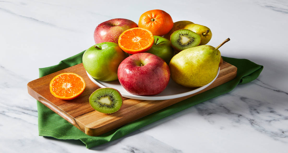 Fruit Sampler A variety of fresh fruits | 10 Pieces