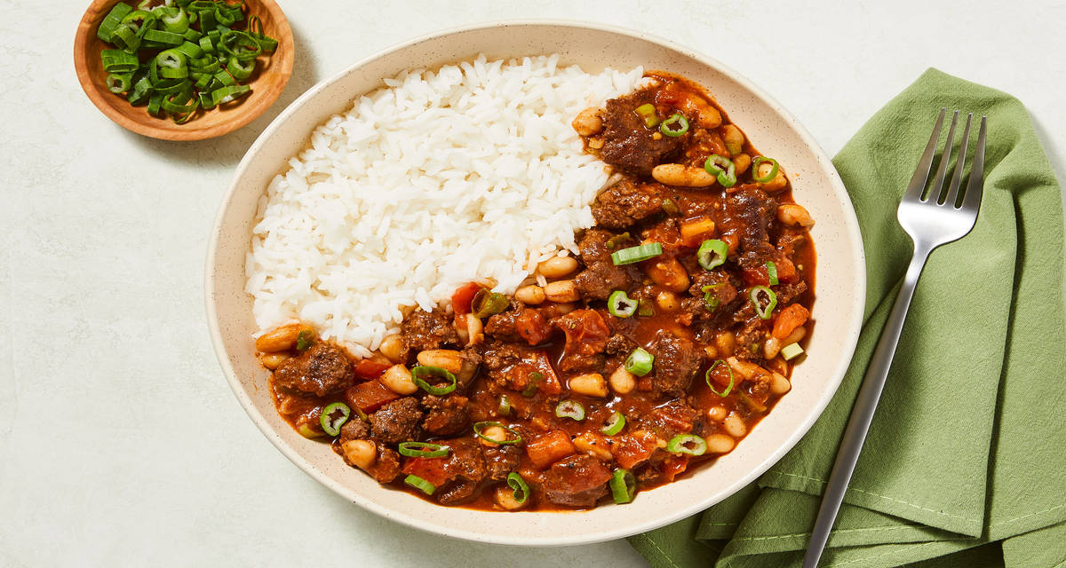 Beef Chili Con Carne with Cannellini Beans, White Rice & Scallions