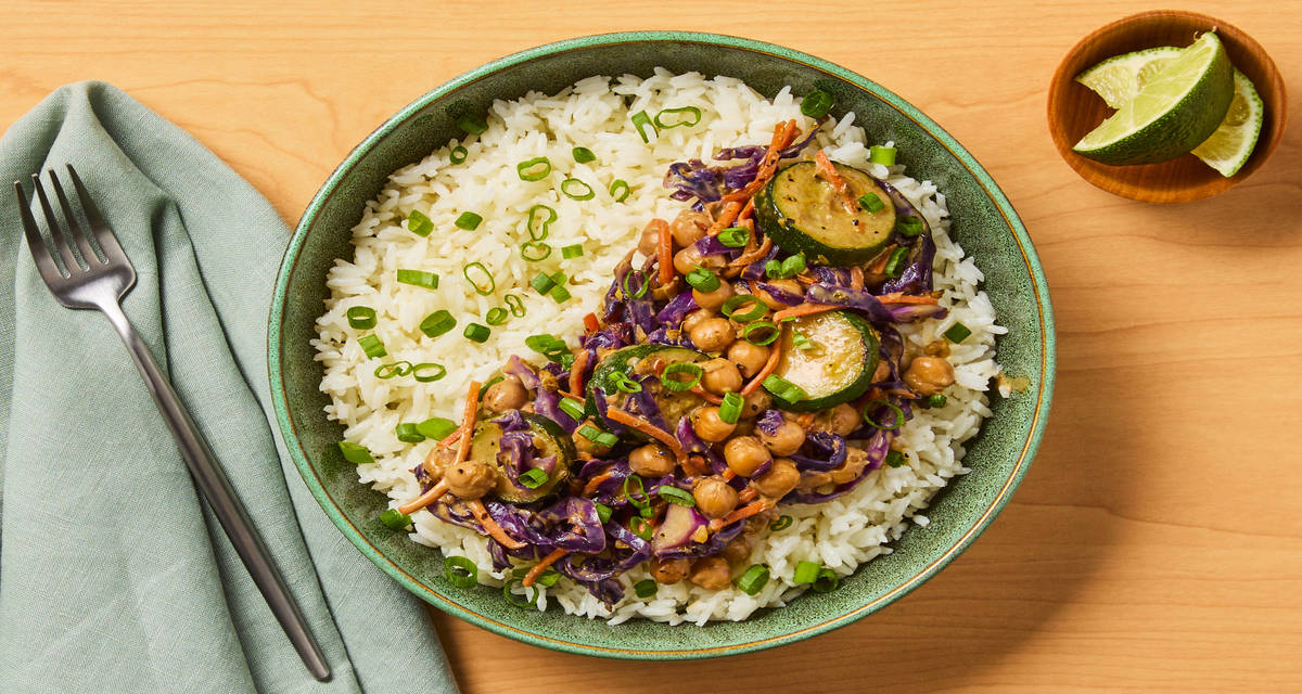Thai Green Curry with Chicken & Chickpeas plus Chicken Thighs, Zucchini, Cabbage, Rice & Lime