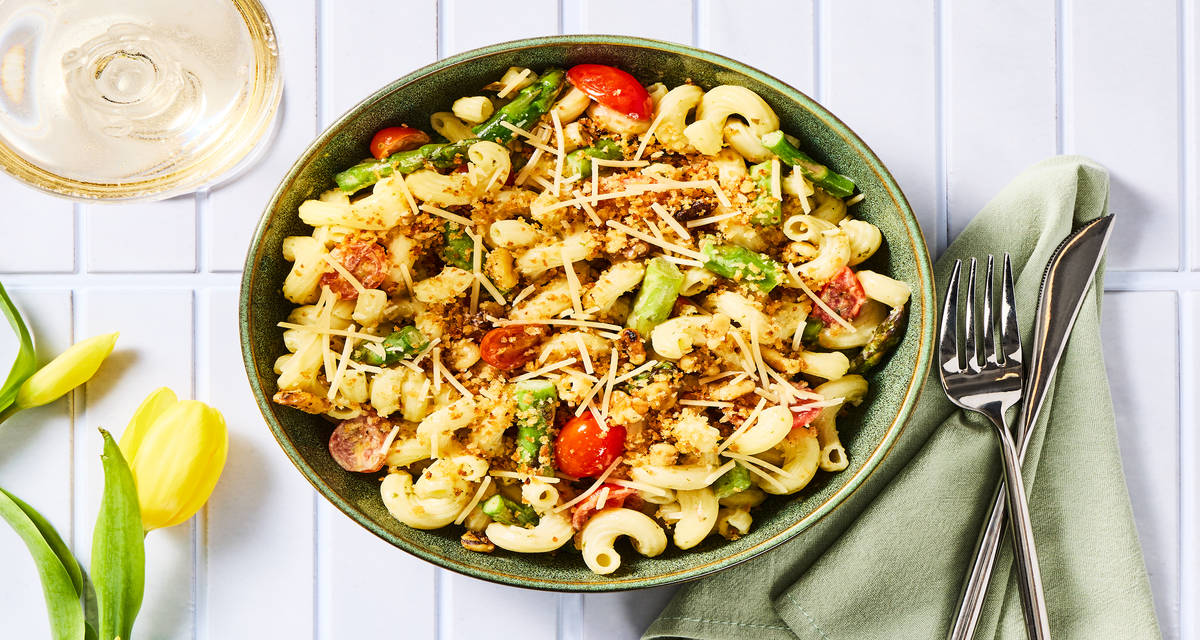 Pesto & Walnut Panko Cavatappi with Blistered Grape Tomatoes, Asparagus & Parmesan