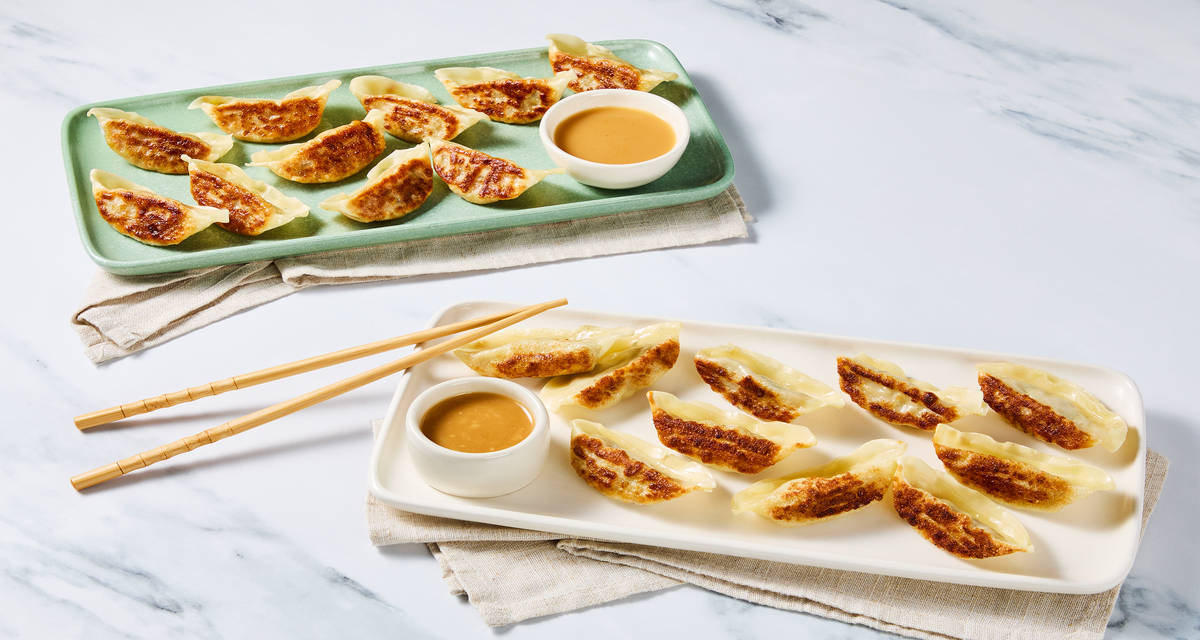Dumplings Duo: Sesame Ginger Chicken & Veggie  Here we gyoza again! | 4 Servings