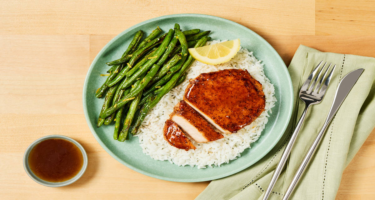 W46 R146 Peachy Keen BBQ-Rubbed Pork Chops with Lemony Green Beans & Garlic Rice