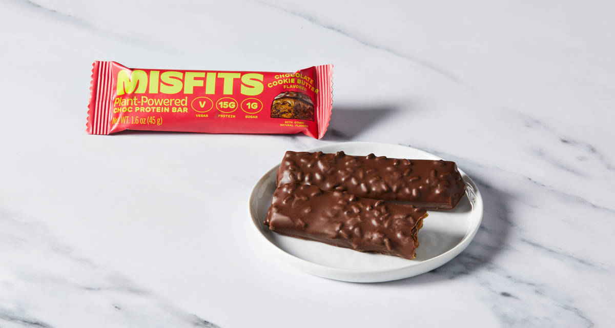 Misfits Caramel Bars Plant-powered protein bars | 2 Bars