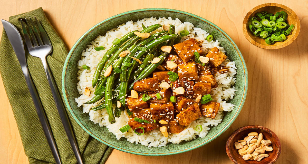 Vegan Apricot-Glazed Tofu & Rice Bowls with Green Beans, Sesame Seeds & Cashews