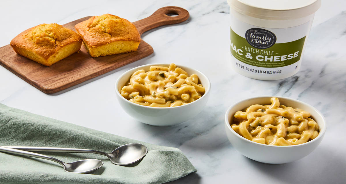 Kickin’ Hatch Chile Mac  with Honey Butter Cornbread | 2 Servings