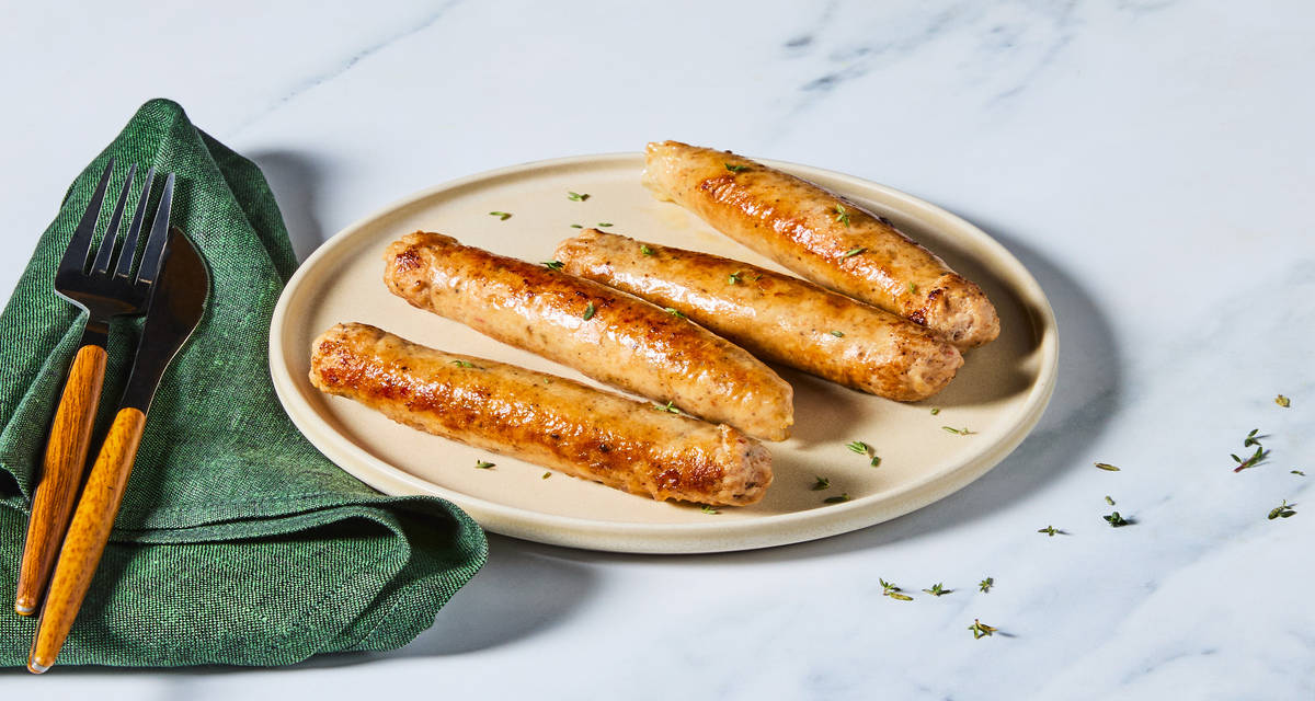 Savory Turkey Sausage Links Your link to deliciousness. | 4 servings