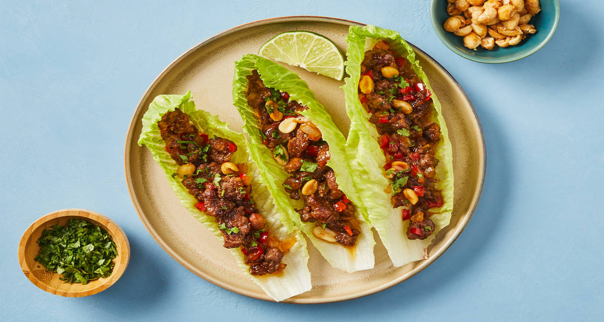 Sweet Chili Tofu Lettuce Wrap with Bell Pepper & Candied Peanuts