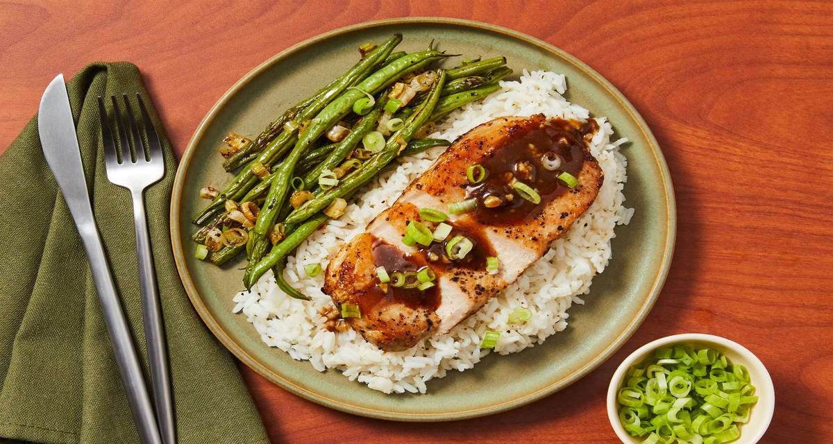 Tangy Tamarind Pork Chops with White Rice & Garlicky Green Beans