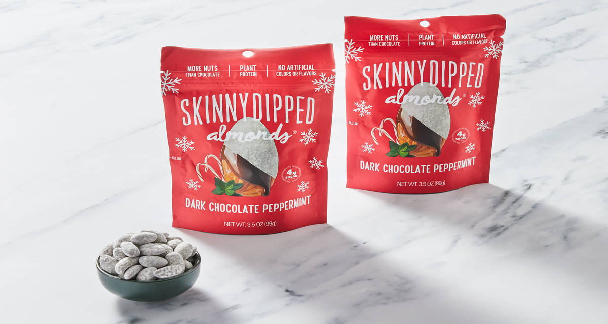 SkinnyDipped Dark Chocolate Peppermint Almonds Chocolate & mint for the win! | 6 Servings
