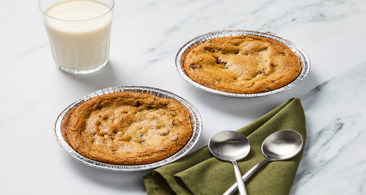 Chocolate Chip Cookie Skillet Ready to bake! | 4 servings