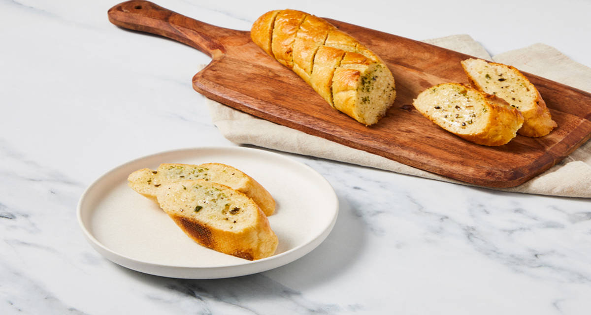 Crave-Worthy Garlic Bread Recipe HelloFresh