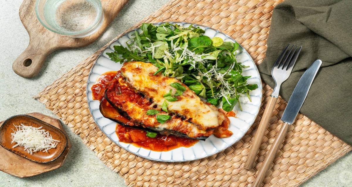 Vega lasagne met aubergine, parmigiano reggiano en croutons