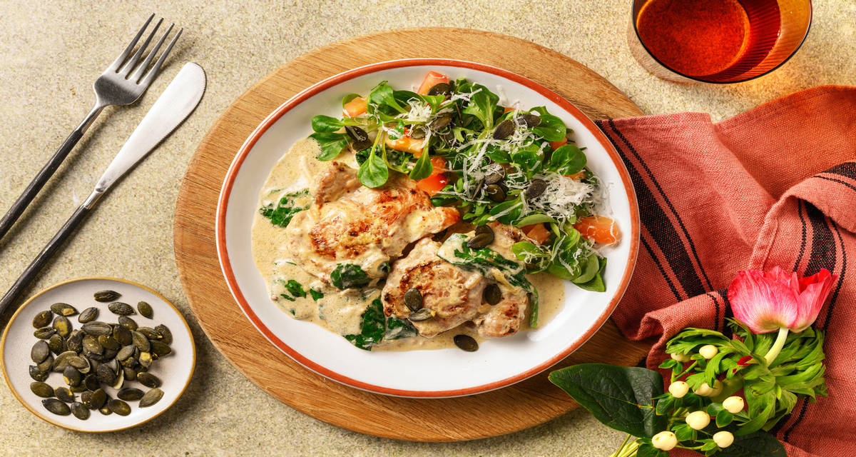 creamy spinazie met kip Salade met parmigiano reggiano en pijnboompitten