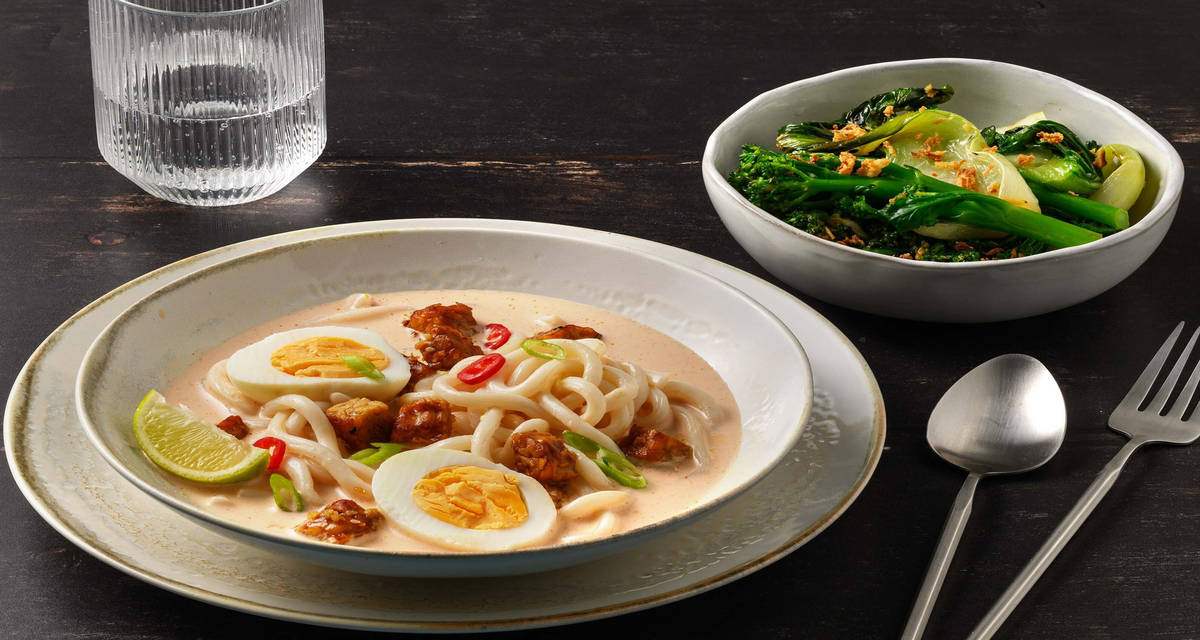Premium - Veggie with broccolini, pak choi and boiled egg