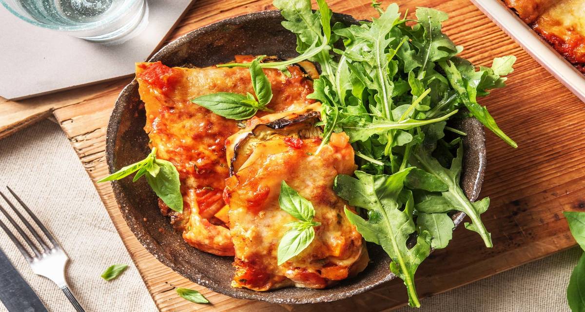 Vegetarisk lasagne med aubergine och basilika