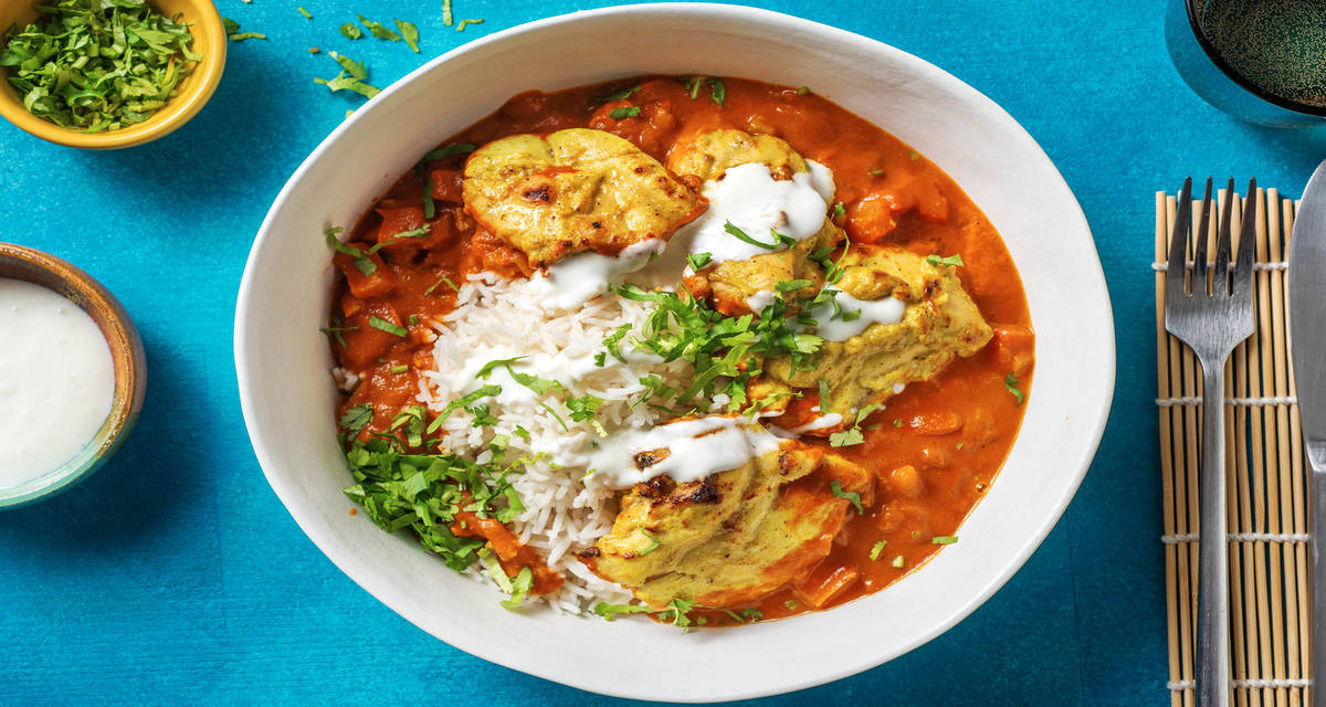Poulet tikka masala & riz basmati avec une sauce tomate aux épices indiennes