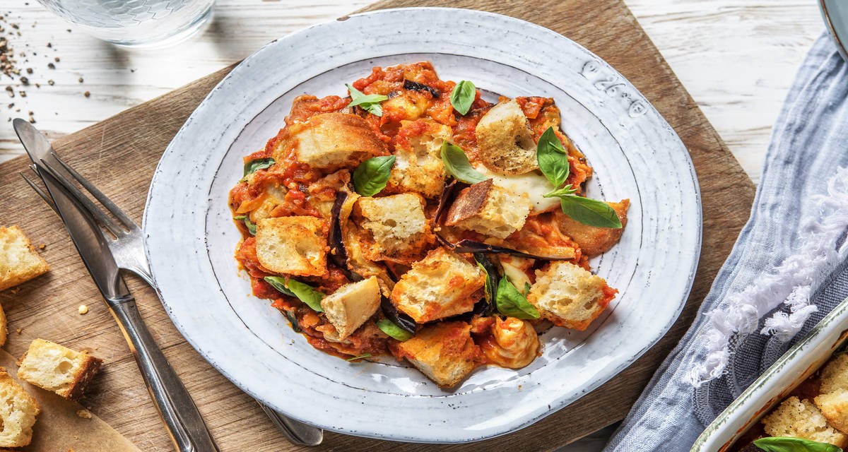 Melanzane alla parmigiana avec de la mozzarella & de la tomate