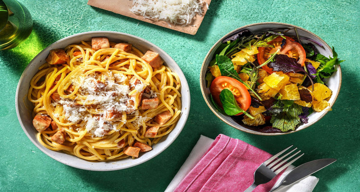 Carbonara med het chorizo och apelsinsallad