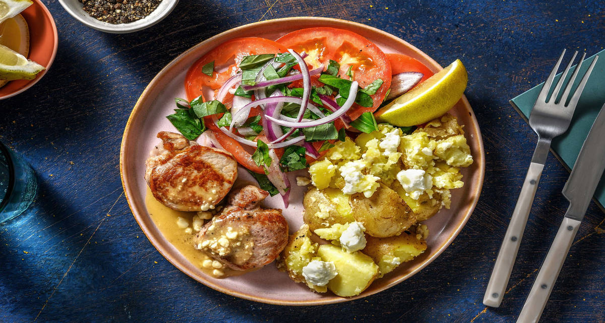 Svinekoteletter med citronsauce, tomatsalat & kartofler
