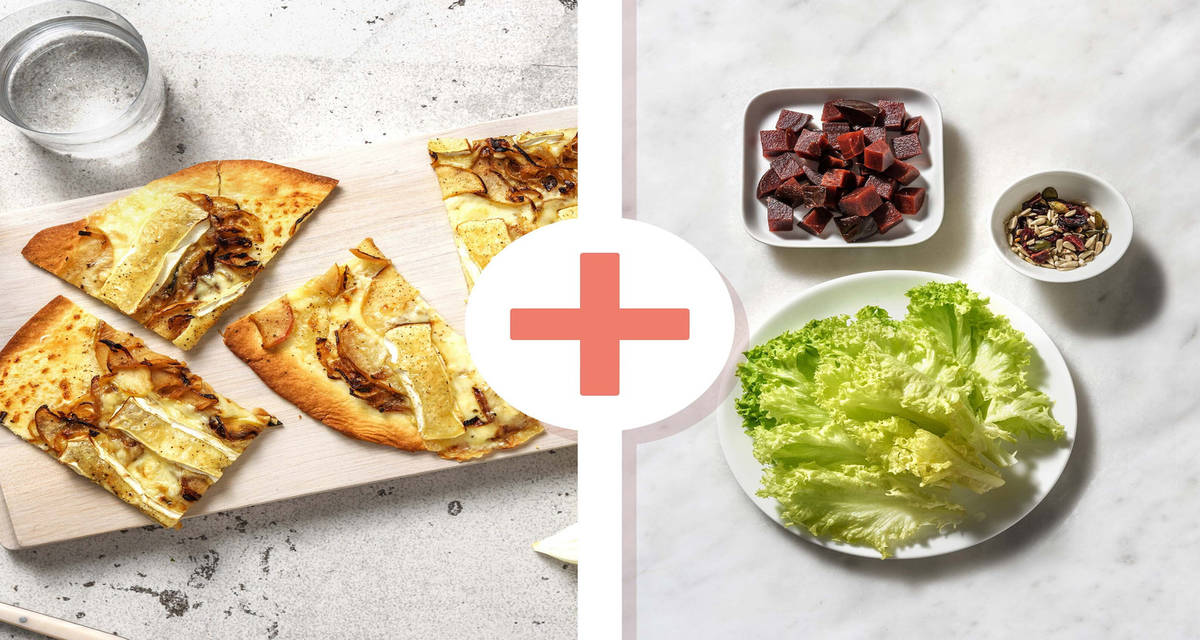 Double veggie - Flammekueche au brie et à la pomme servie avec de la salade lollo bionda, de la betterave rouge, des canneberges et graines en extra