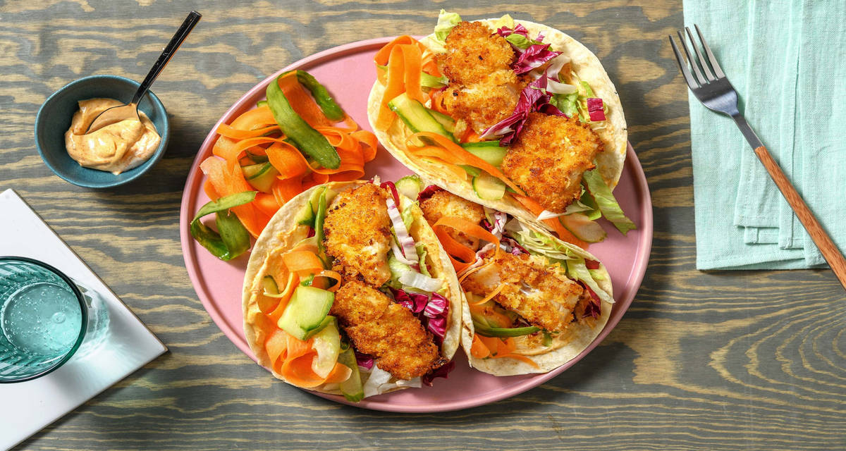 Tacos au poisson croustillant légumes à l'aigre-douce et mayonnaise au paprika fumé