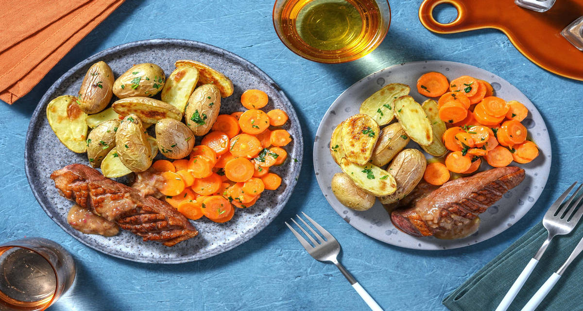 Filet de canette sauce échalote & carottes Vichy avec des pommes de terre rôties