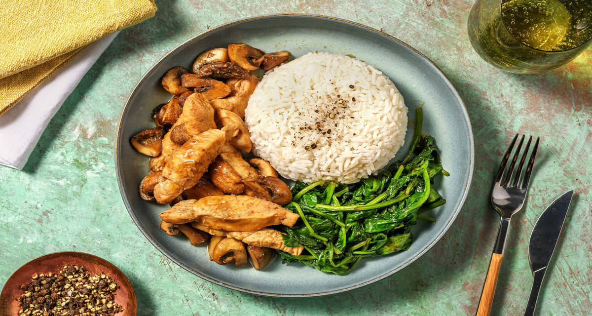Straccetti di pollo alla coreana, con zenzero, Hoisin sauce e salsa di soya con riso basmati, funghi e spinaci