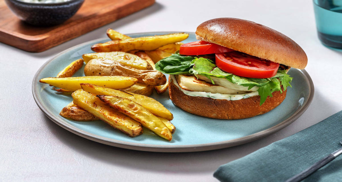 Burger vegetariano di halloumi con patate arrosto & aioli al basilico