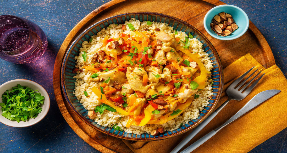 Pollo e peperoni alla marocchina con couscous, mandorle e prezzemolo
