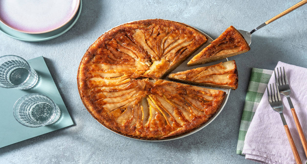 Gâteau façon tarte tatin à la poire 10 à 12 parts | sirop à la cannelle maison