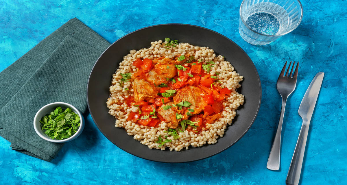 Pollo al estilo marroquí con verduras y cuscús perlado al limón