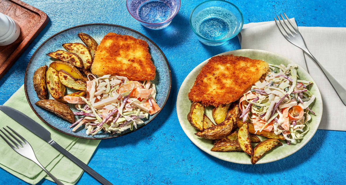 Ost- och pankopanerad sej med klyftpotatis och caesarsallad