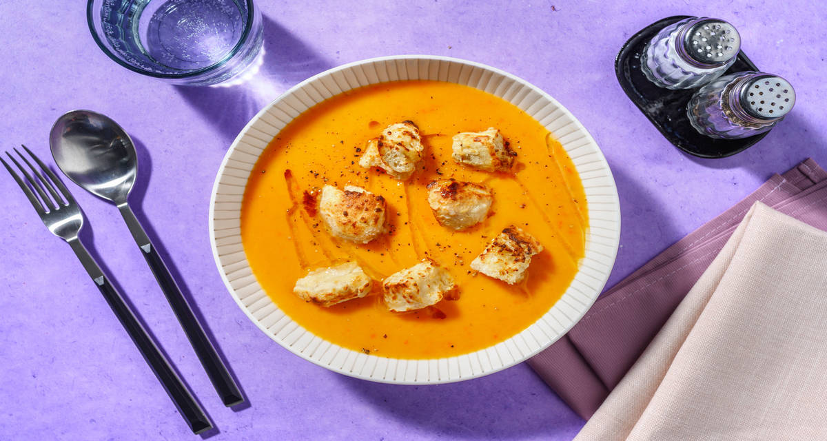 Crema casera de calabaza con picatostes caseros al queso pecorino