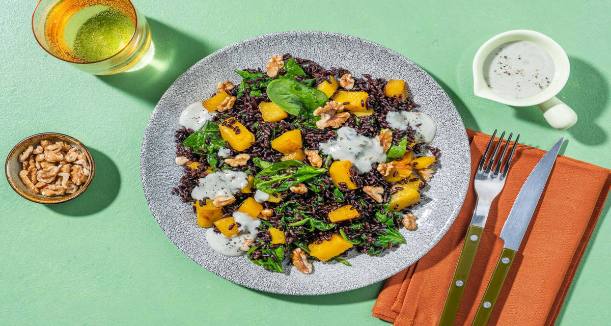 Riso nero, gocce di gorgonzola e zucca con spinacino, citronette al miele e noci