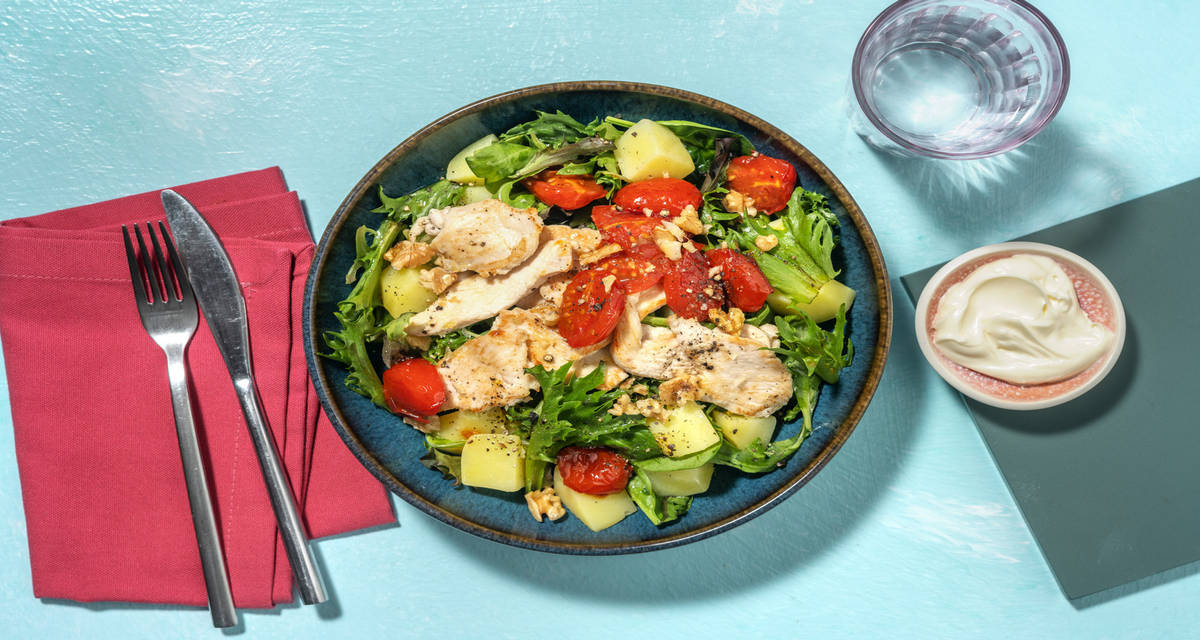 Insalata tiepida di pollo, patate e noci con pomodorini caramellati e maionese