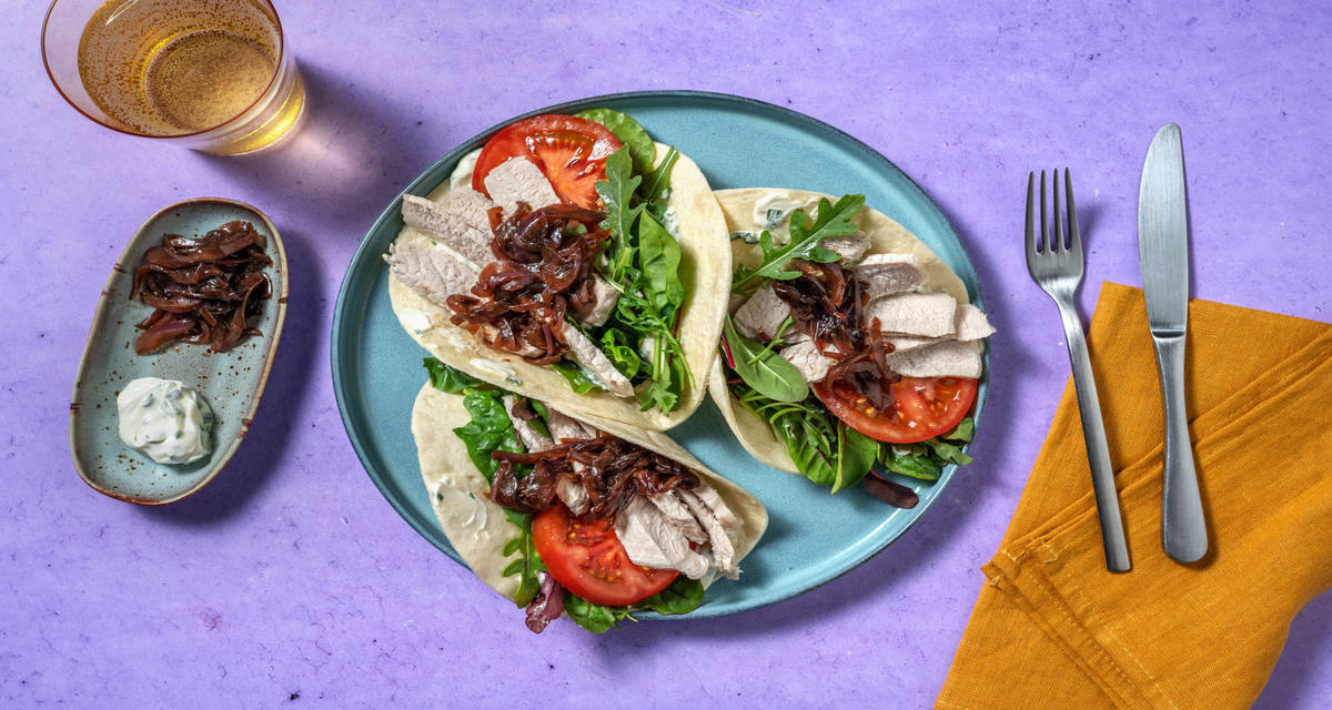 Tacos di lonza e pomodoro all'italiana con cipolle caramellate e maionese al basilico