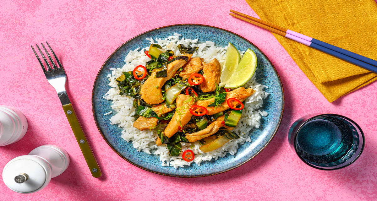 Pollo saltato alla soia e lime con bietole piccanti e riso Jasmine