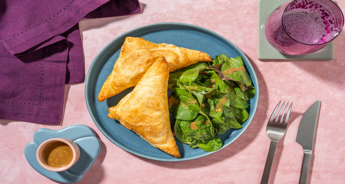 Chaussons mozza & jambon façon panzerotti avec une farce à la tomate & des épices