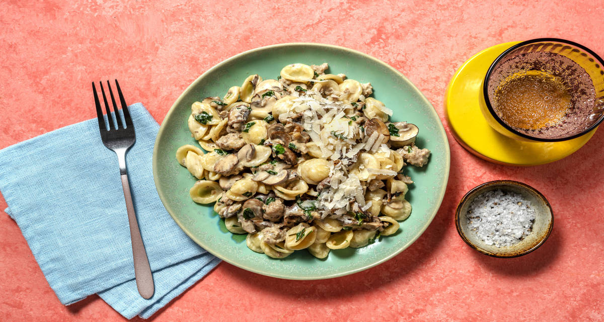 Orecchiette poulet-champignons en sauce crémeuse épinards et gouda