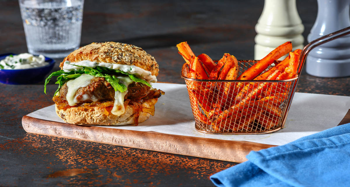 L'Ultimate Burger : gouda & oignon confit avec de la patate douce & une mayo ciboulette