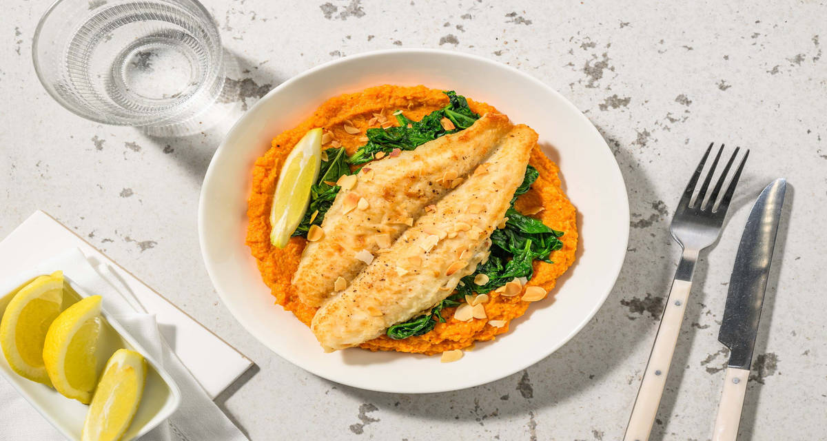 Filet de pangasius à la meunière et purée de carotte-lentilles épinards et amandes grillées